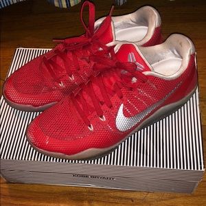 Kobe 11